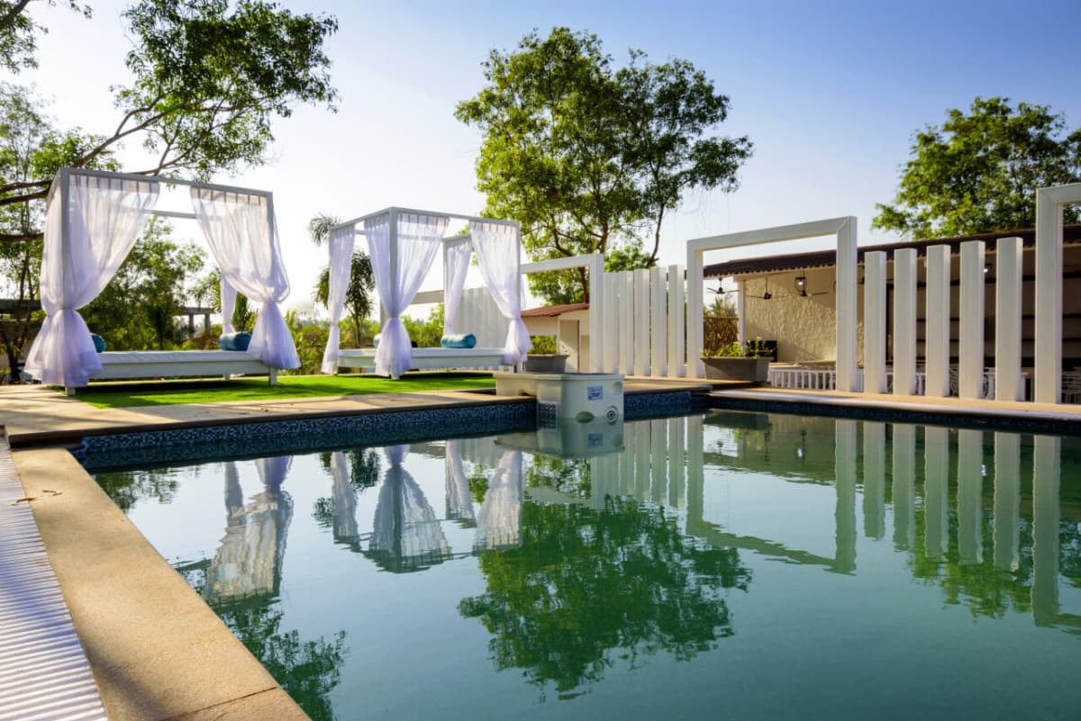 WHITE WOOD RESORT MORJIM