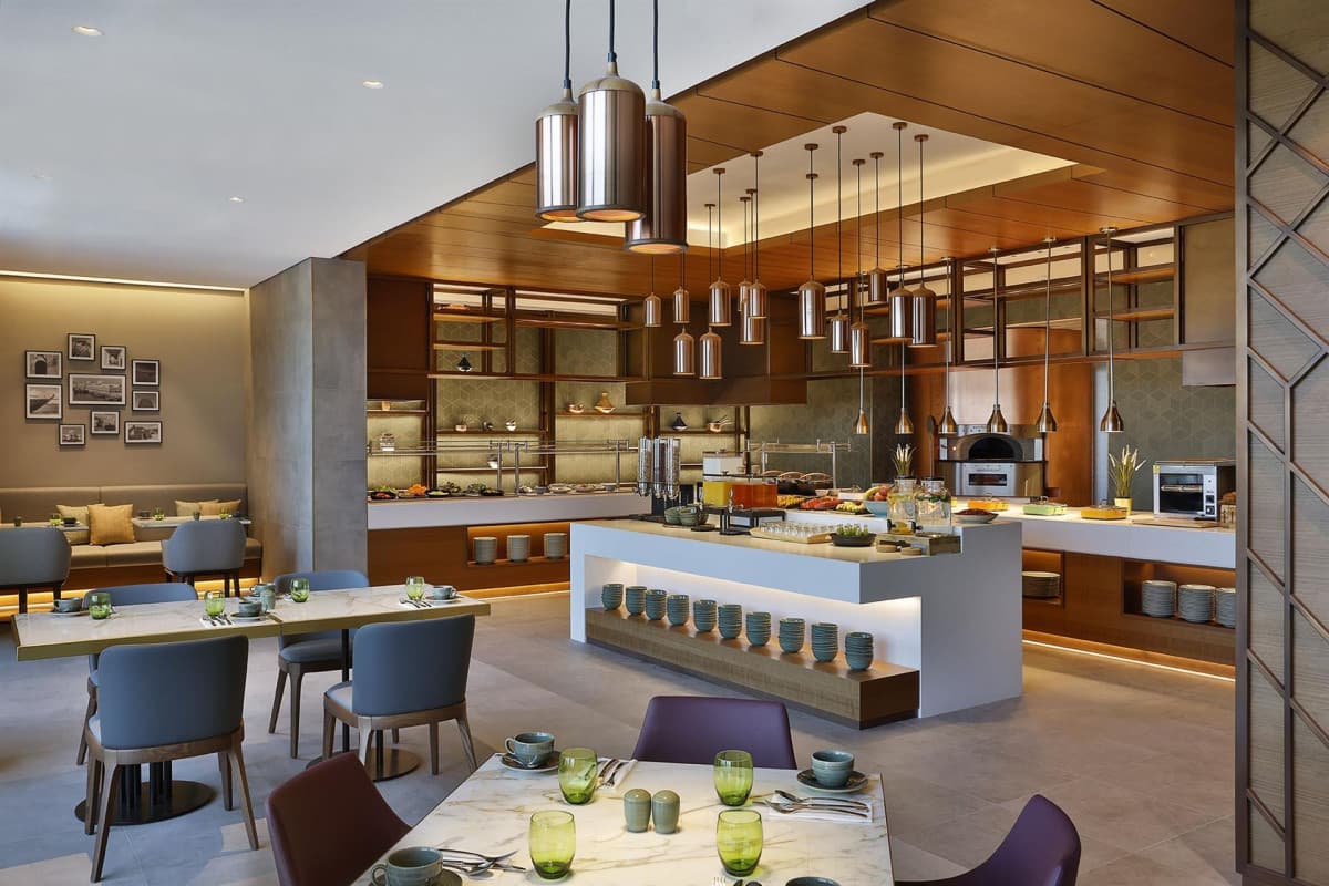 Doubletree By Hilton Sharjah Waterfront Hotel & Residences