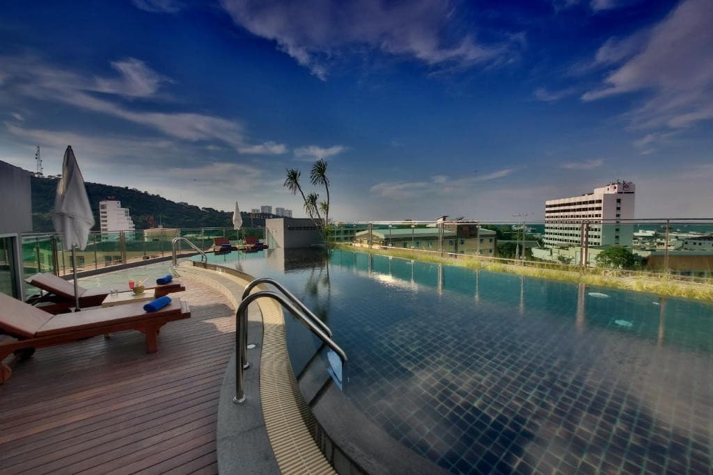 SUN XCLUSIVE HOTEL (THE)