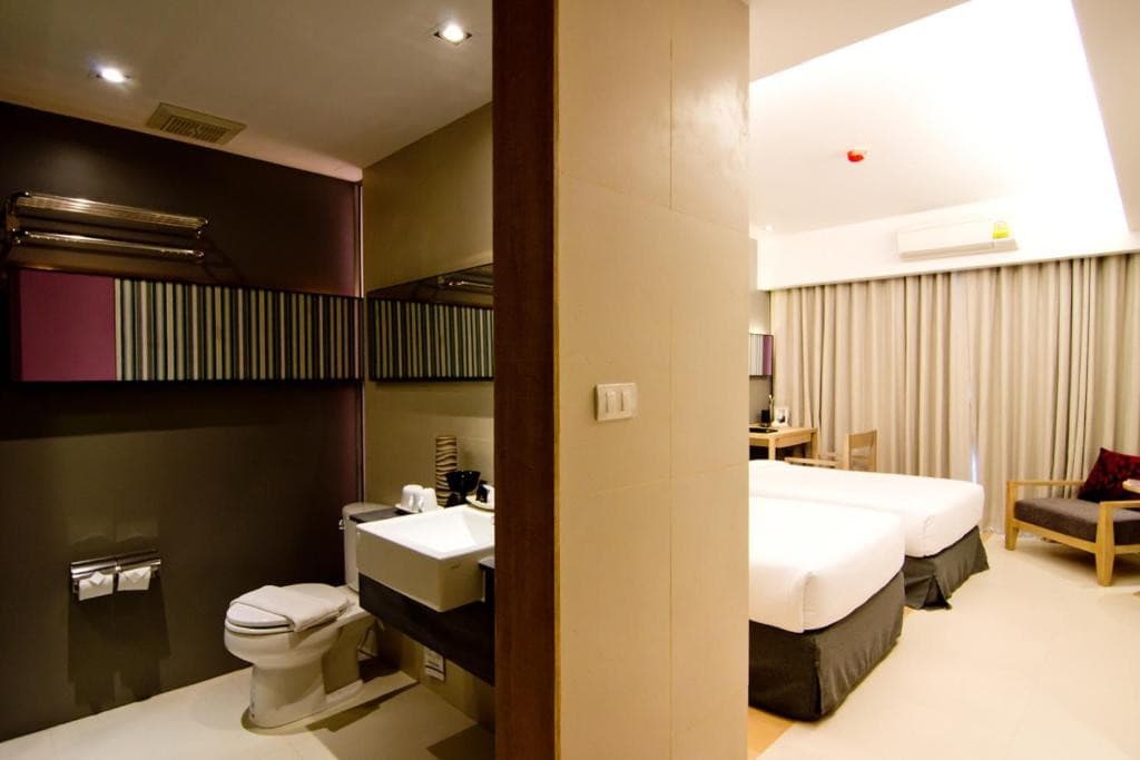 SUN XCLUSIVE HOTEL (THE)