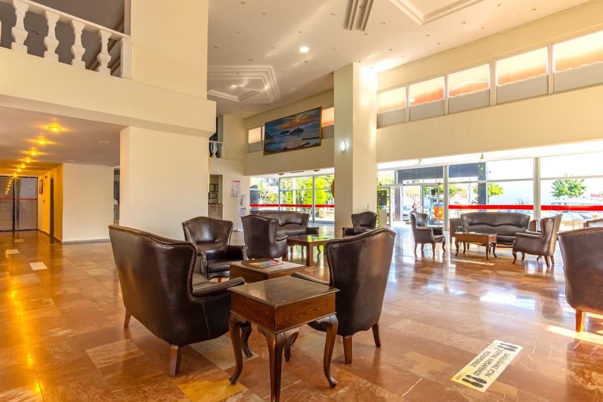 Green Gold Hotel