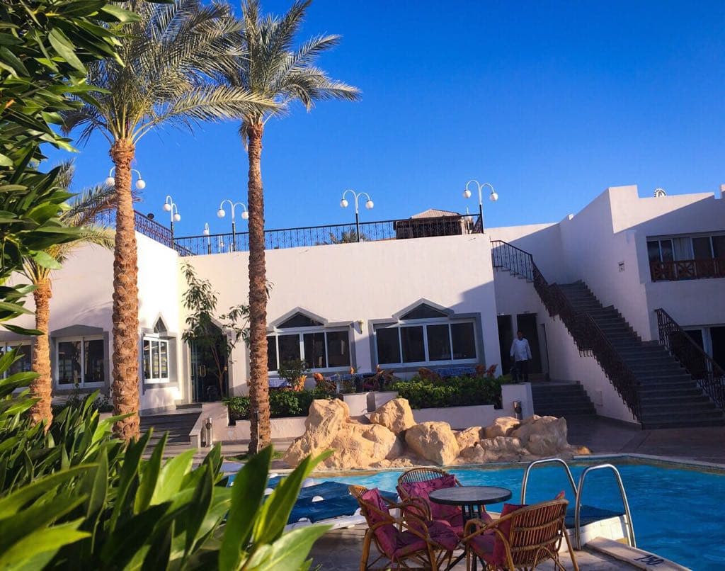 New Tiran Hotel