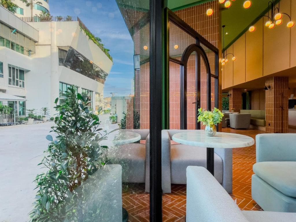 HAPPIHAUS HOTEL