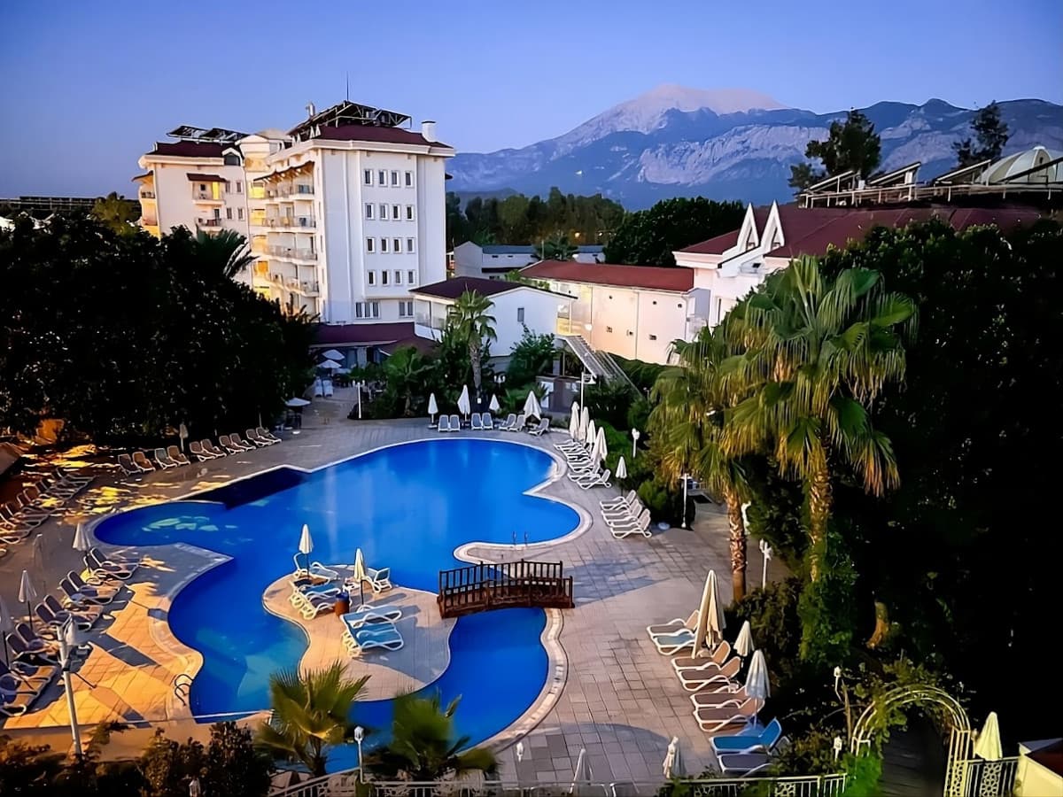 Grand Mir' Amor Hotel