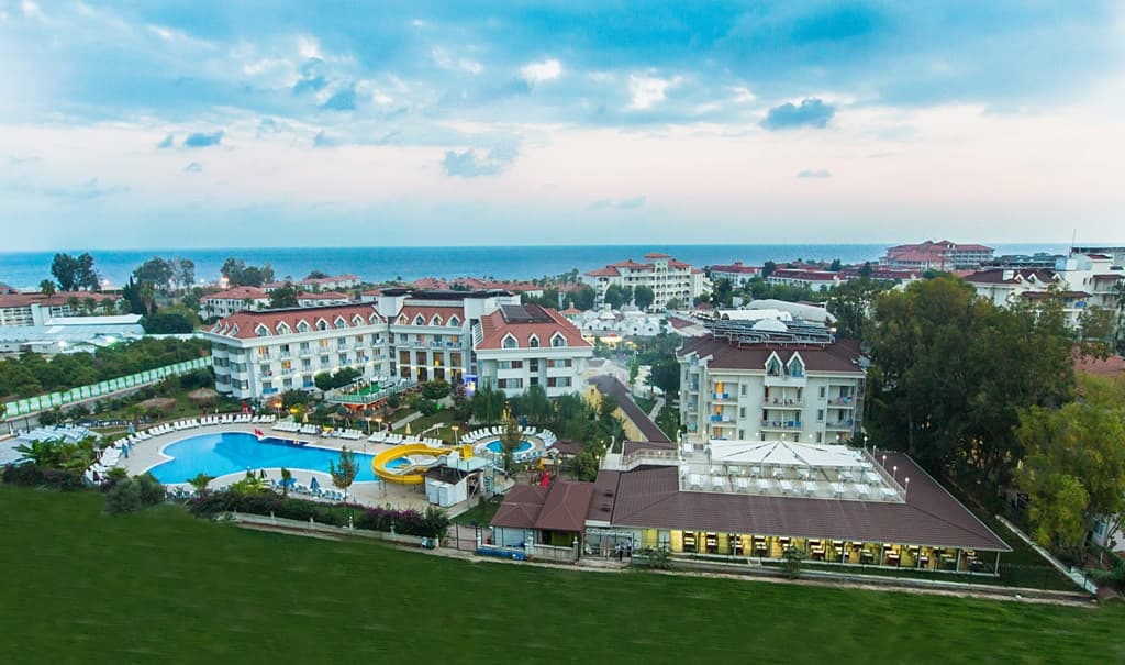 Grand Mir' Amor Hotel
