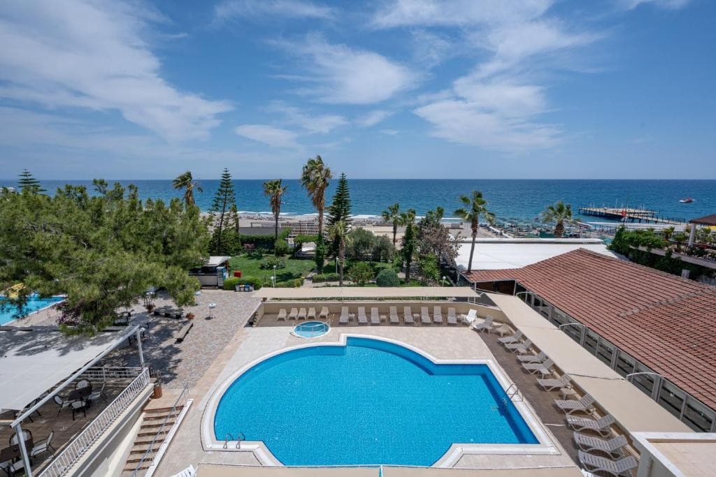 Club Marakesh Beach Hotel
