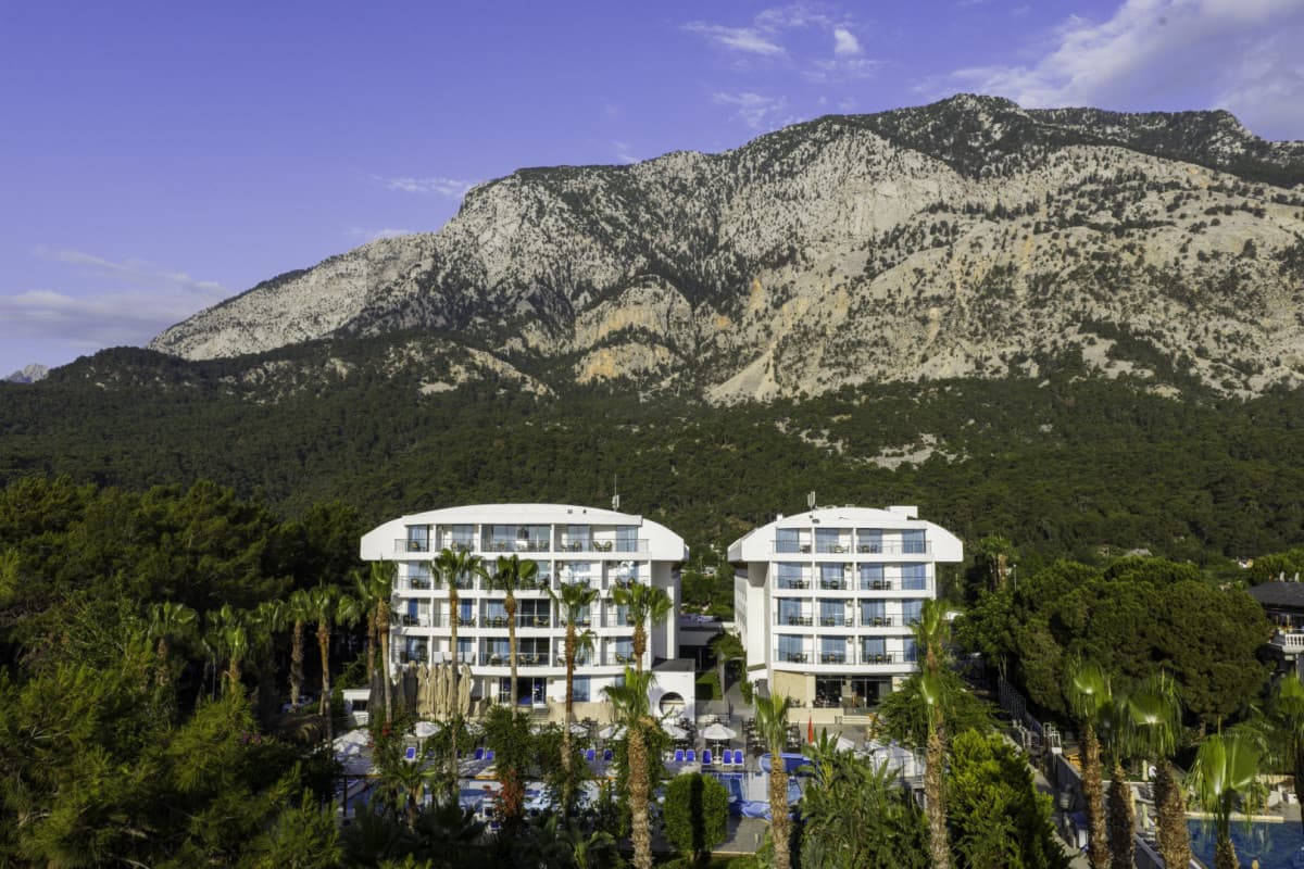 Ring Beach Hotel