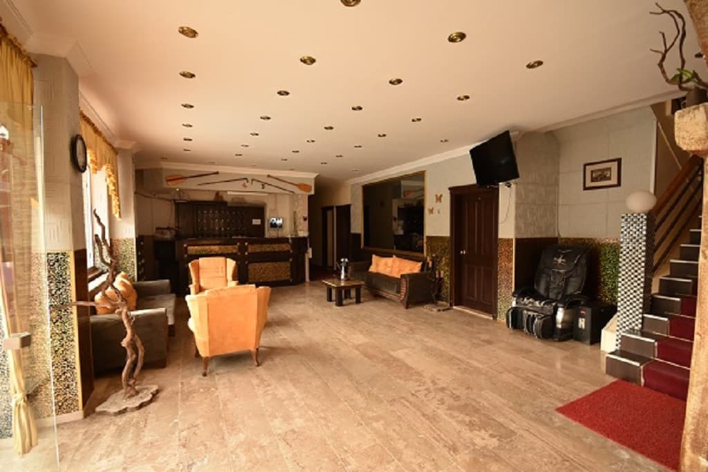 Anerissa Hotel