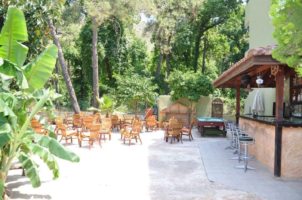 Anerissa Hotel