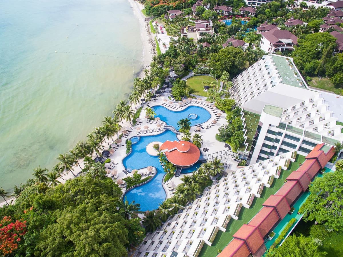 Royal Wing Suites & Spa