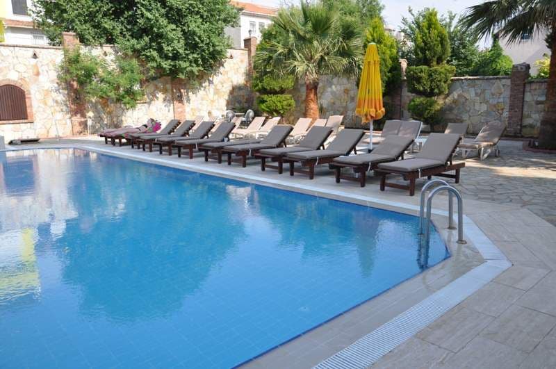 Esat Hotel