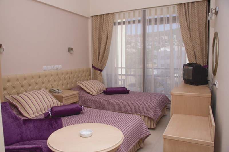 Esat Hotel
