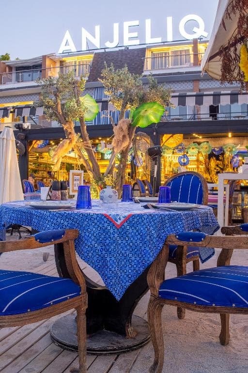 Anjeliq House Hotel