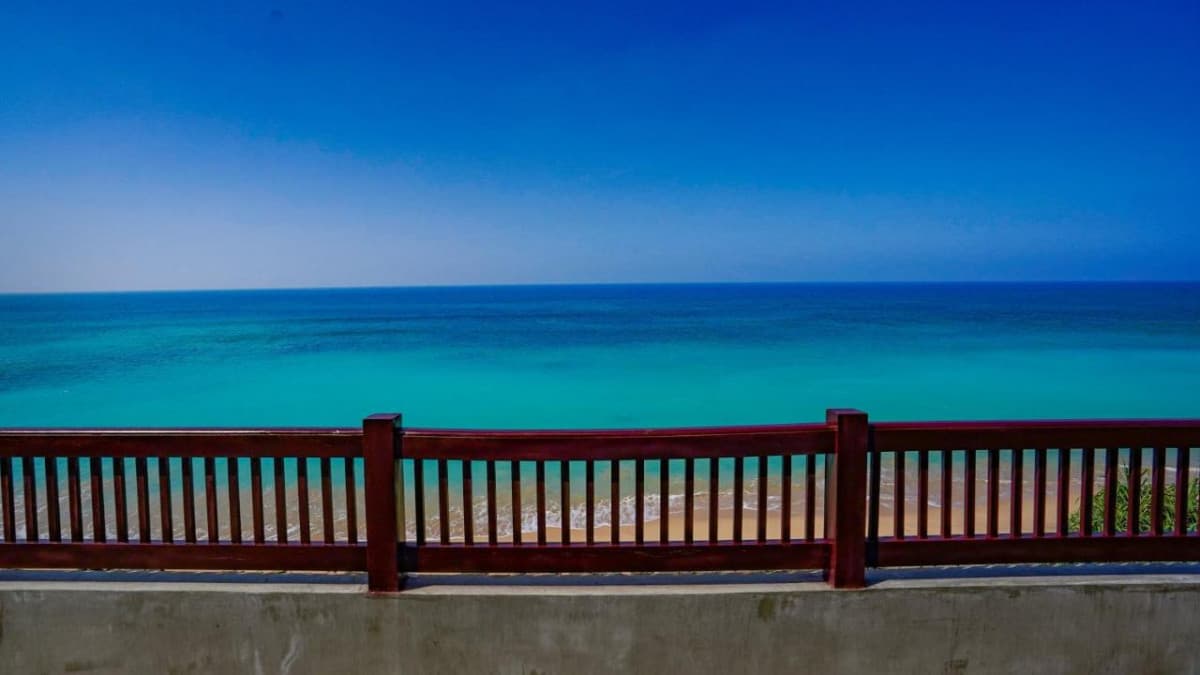 Beyond the Sea by Ceylonese