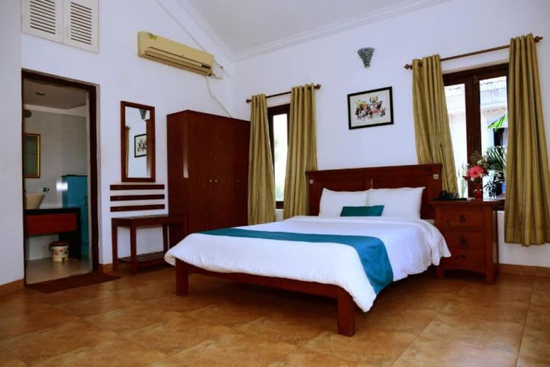 White Square Nirvana Holiday Villas