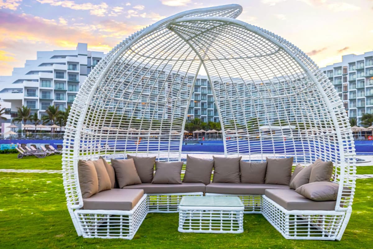 LUGANO RESORT & SPA CAM RANH