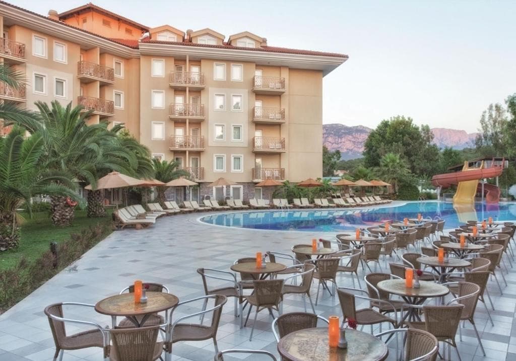 Akka Hotels Claros