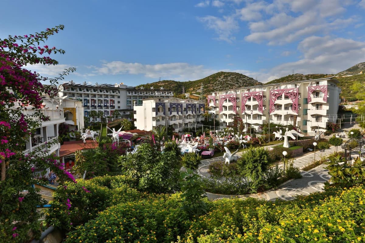 Angelique Club Hotel
