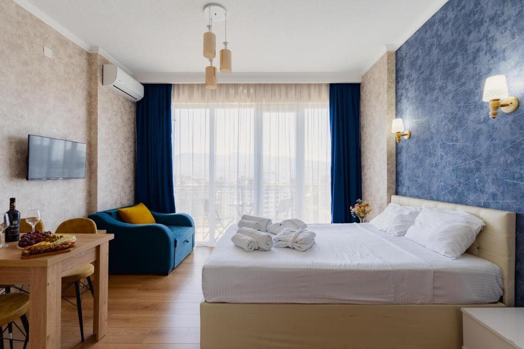 Next Orange Hotel Official