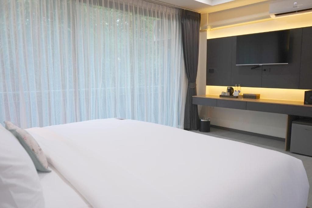 SEASIDE NAITHON PHUKET