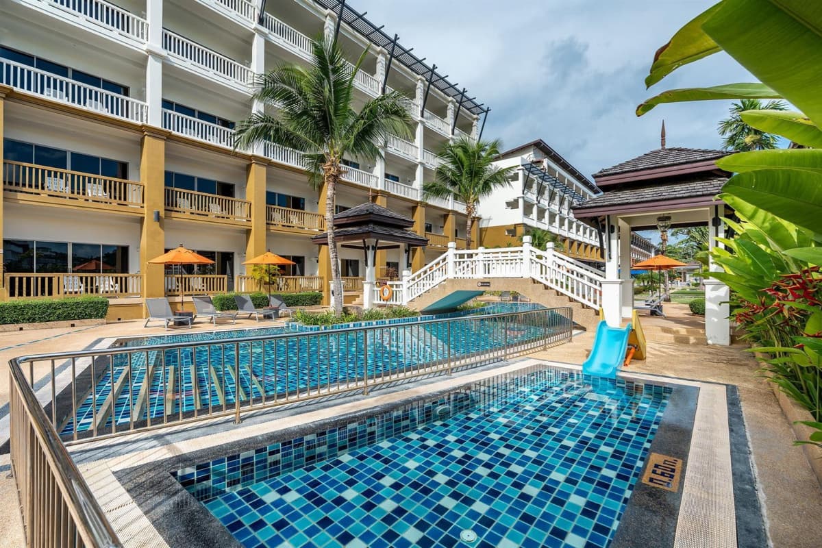 Kata Sea Breeze Resort