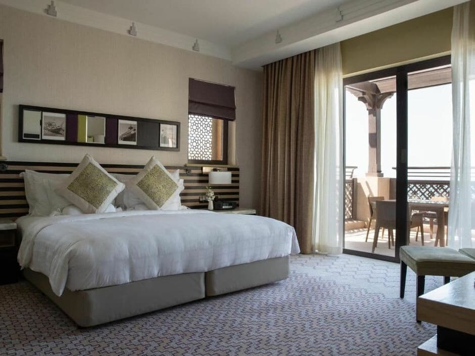Jumeirah Mina A Salam Hotel