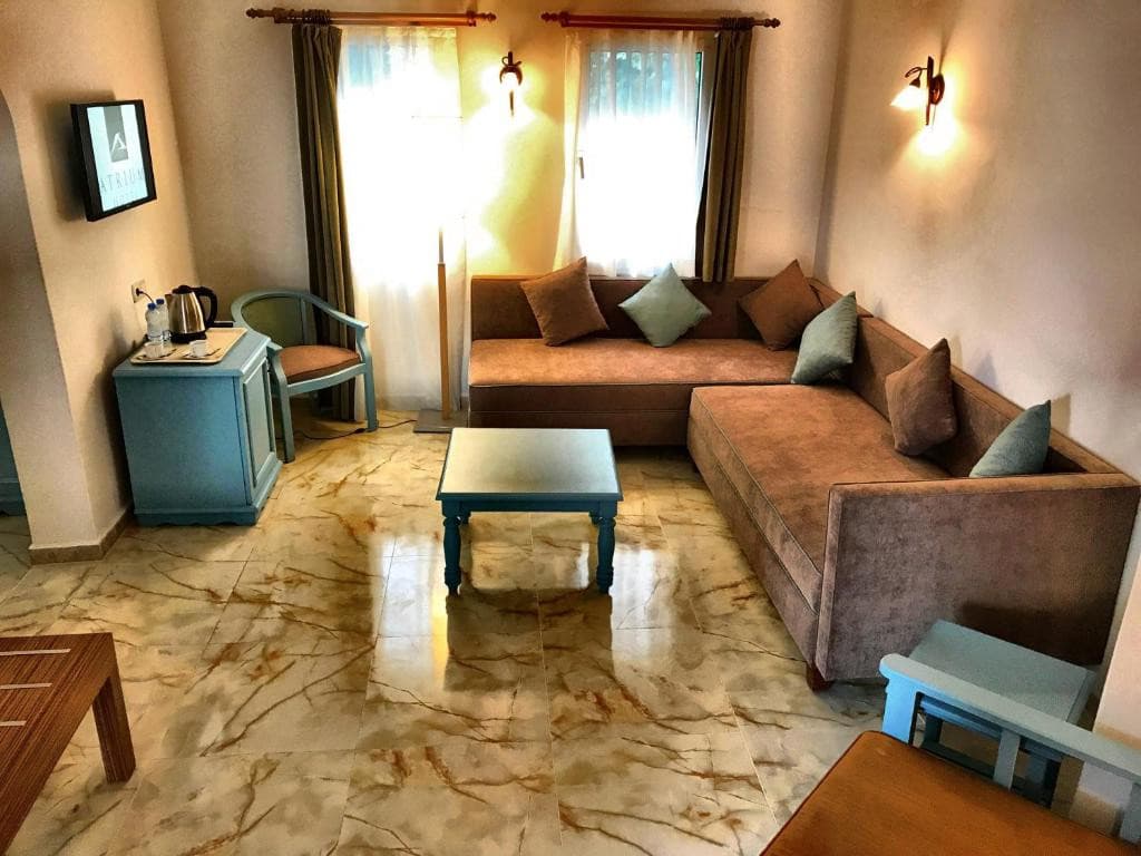 Atrium Hotel