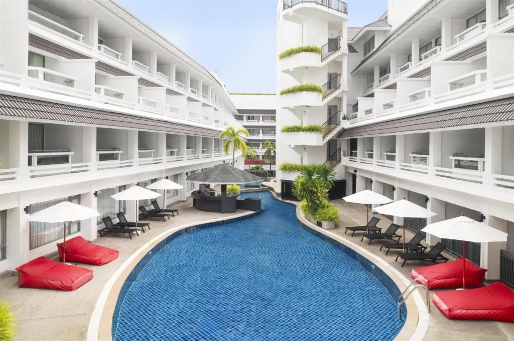 Radisson Red Phuket Patong Beach