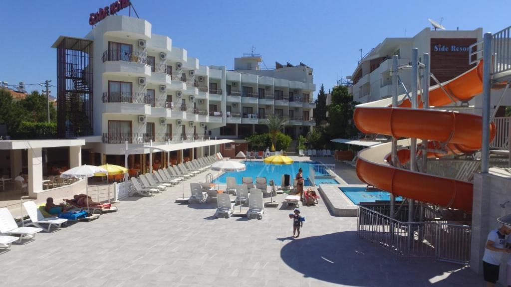 Oz Side Hotel