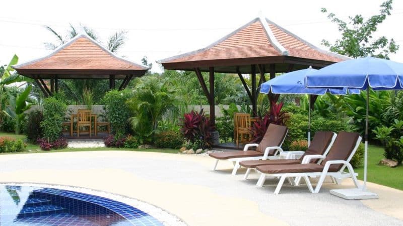 Chaweng Lakeview Condotel