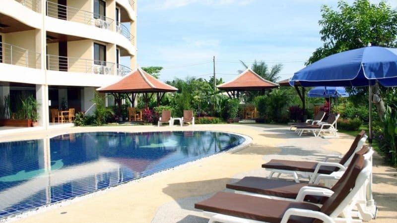 Chaweng Lakeview Condotel