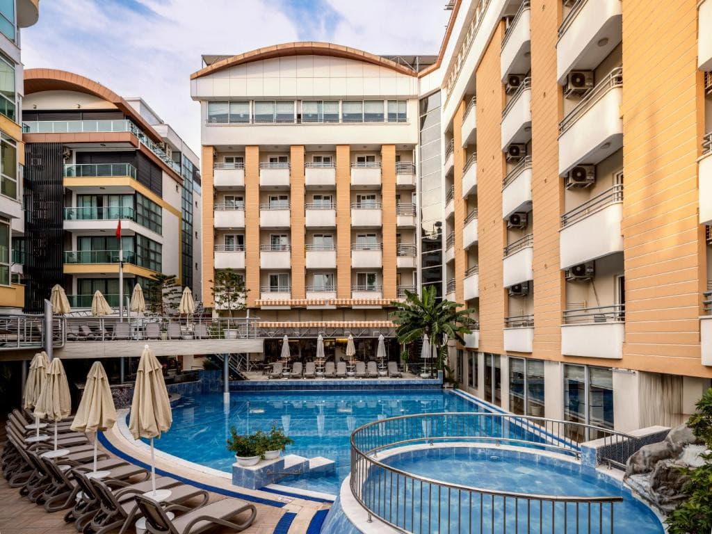 Alaiye Kleopatra Hotel
