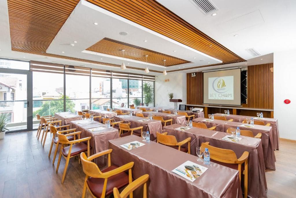 Les Cham Hotel
