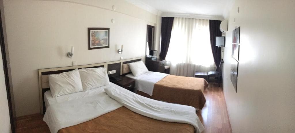 GRAND MARK HOTEL