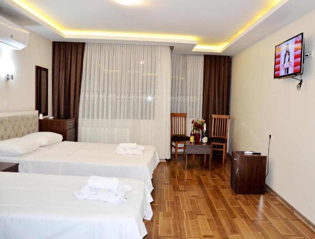 GRAND MARK HOTEL