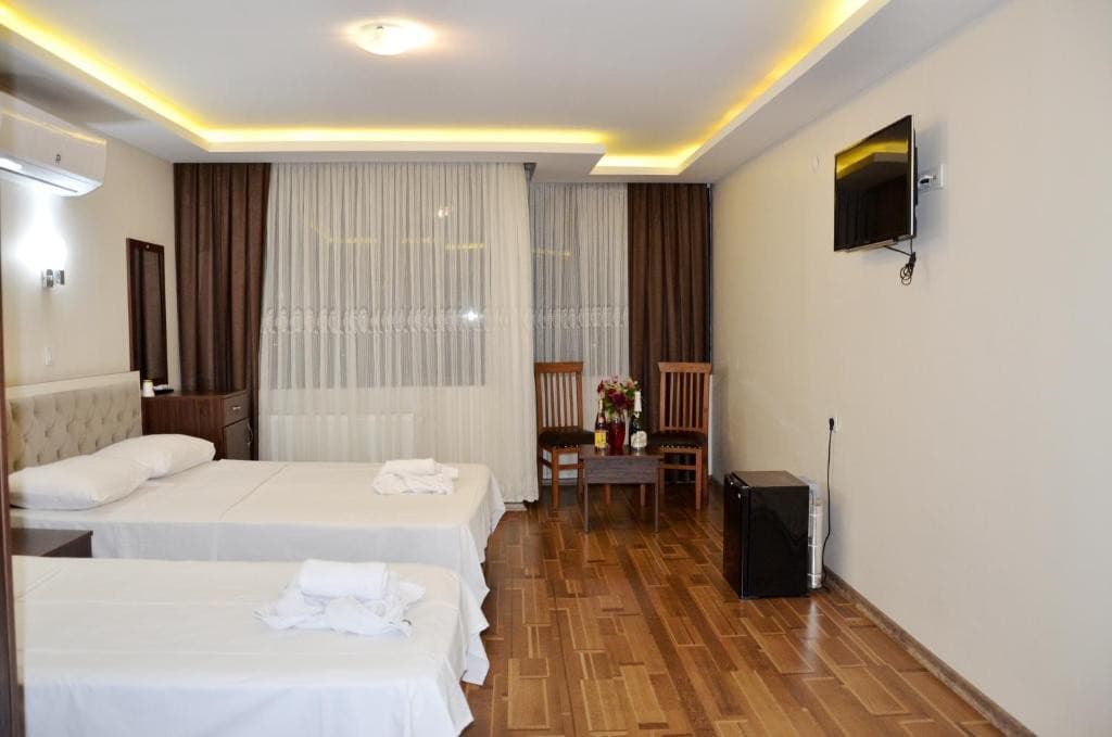 GRAND MARK HOTEL
