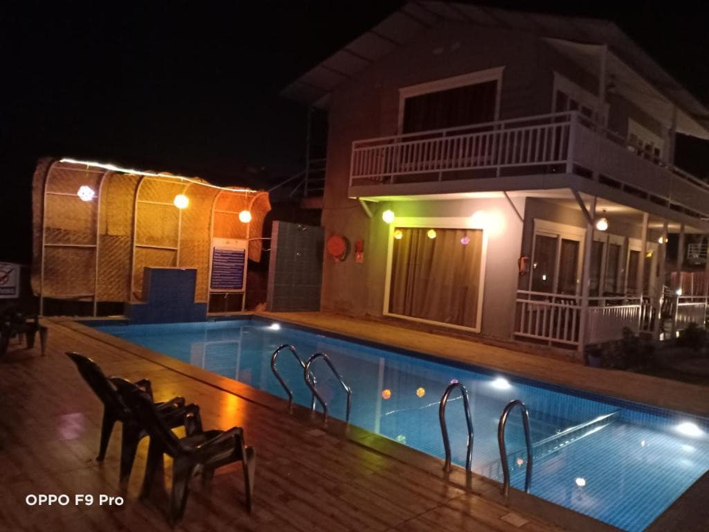SEA SHELL BEACH COTTAGES
