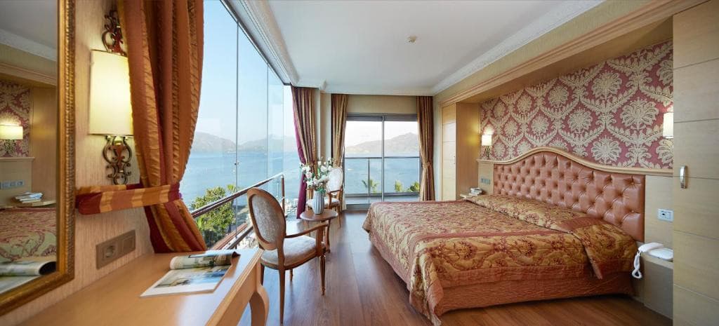 Emre Beach Hotel