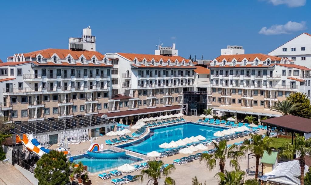 Diamond Beach Hotel & Spa