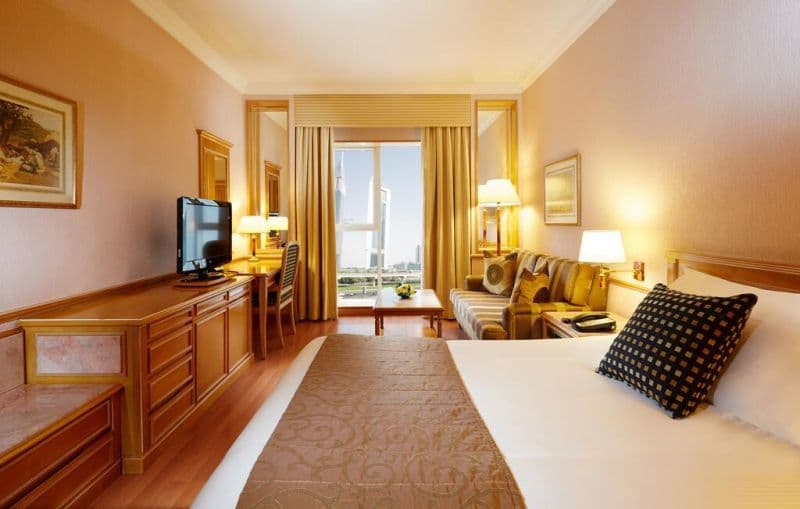 Millennium Plaza Downtown Hotel & Suites