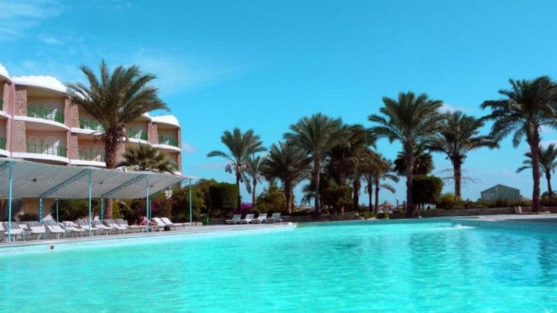 El Samaka Beach Hotel