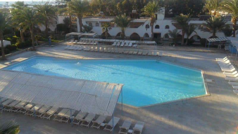 El Samaka Beach Hotel