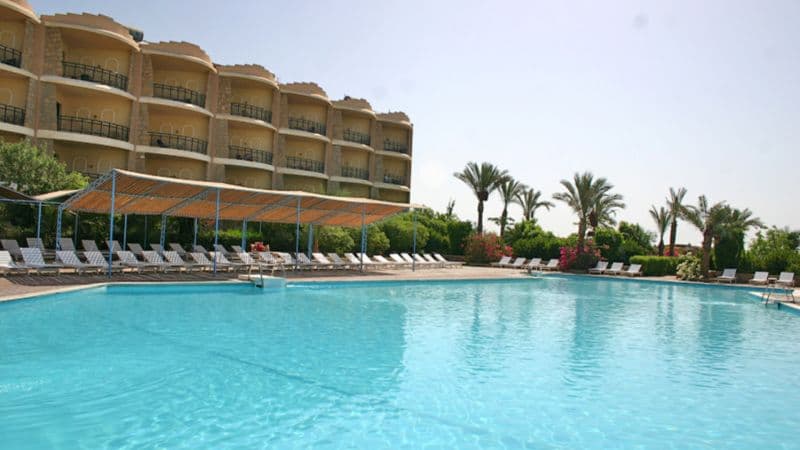 El Samaka Beach Hotel
