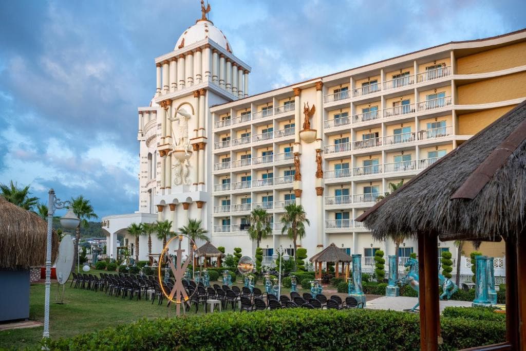 Oz Hotels Sui Resort