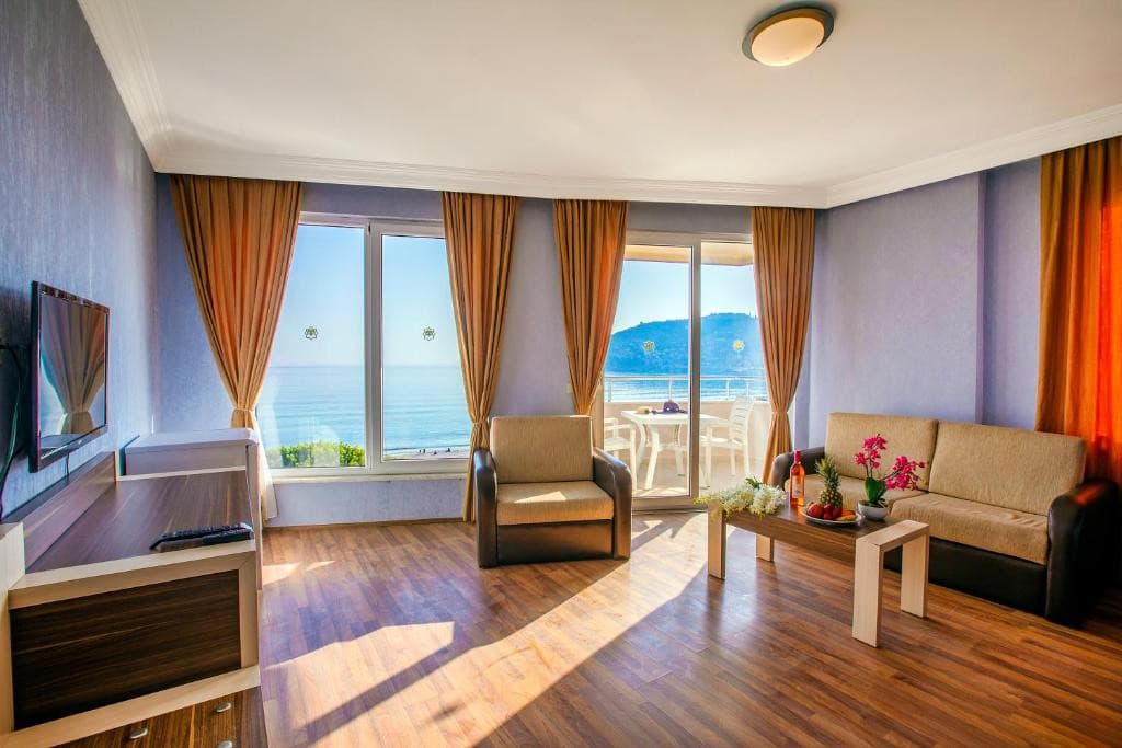 Hawaii Suite Beach Hotel