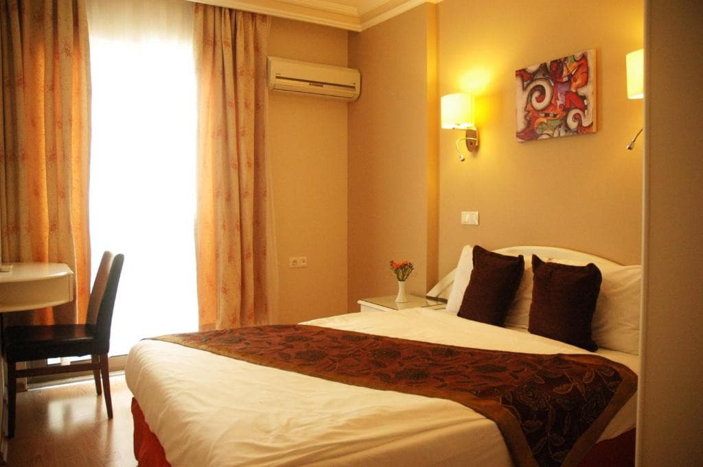 Suite Laguna Hotel