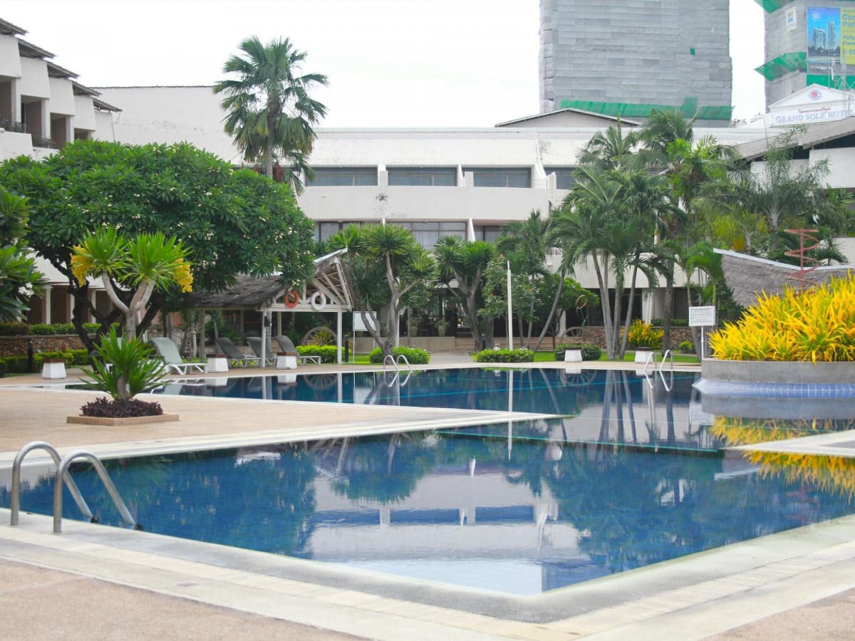 HOTEL TROPICANA