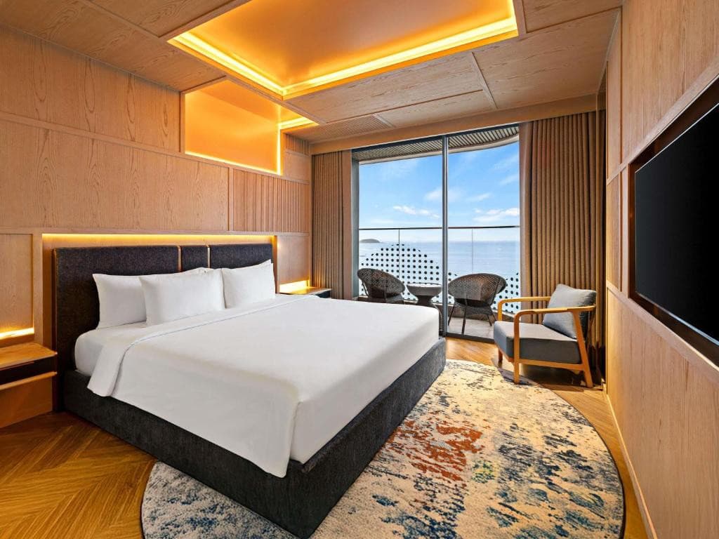 The Morning Glow Boutique 5* - Nha Trang