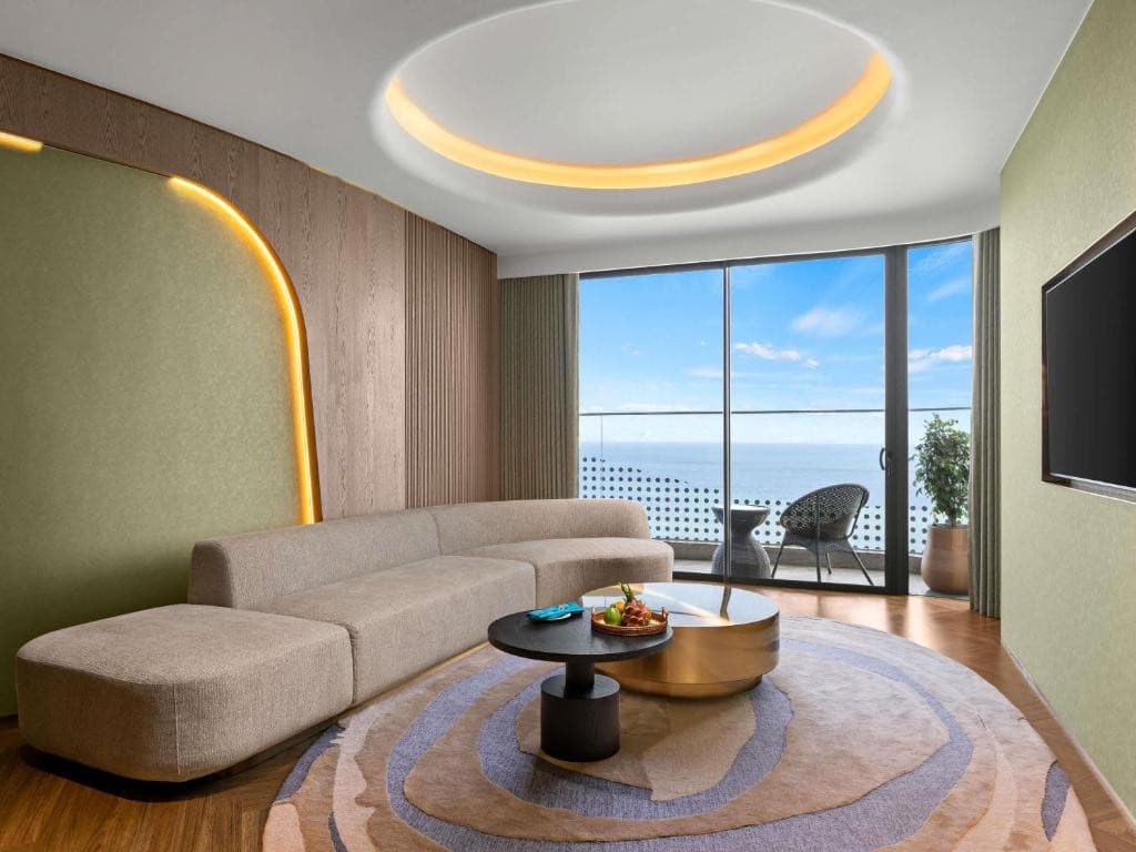 The Morning Glow Boutique 5* - Nha Trang