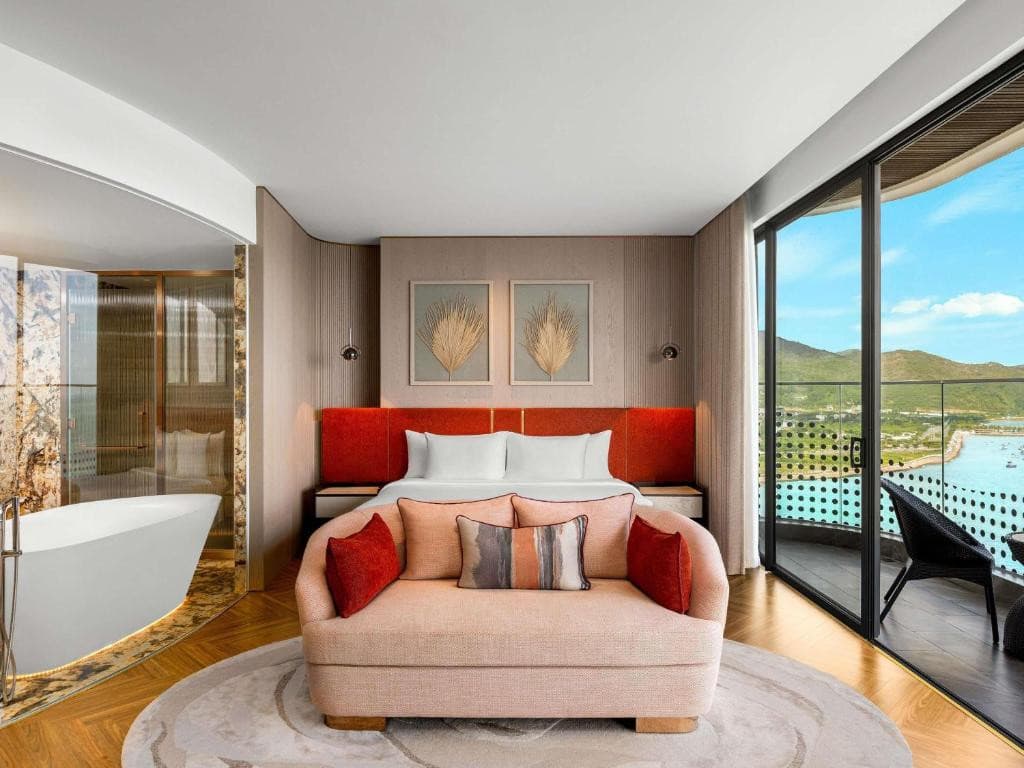 The Morning Glow Boutique 5* - Nha Trang